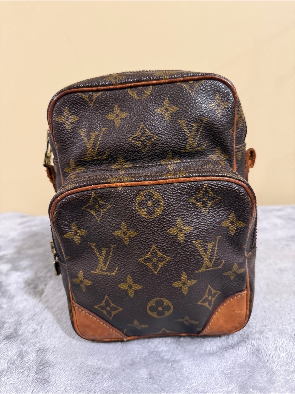 Authentic Amazon Louis Vuitton Monogram missing Crossbody strap